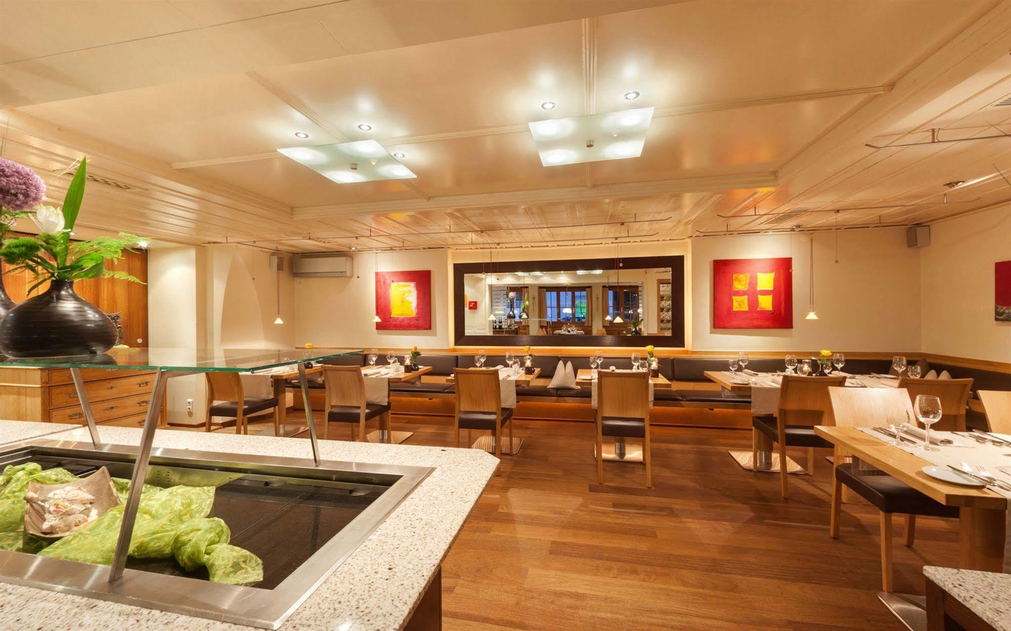 Hotel Germania Bregenz Exterior photo
